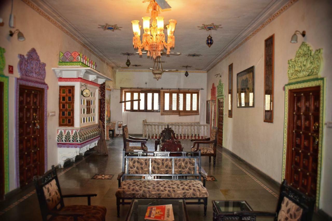 Hotel Kurabar Kothi Udaipur Exterior foto